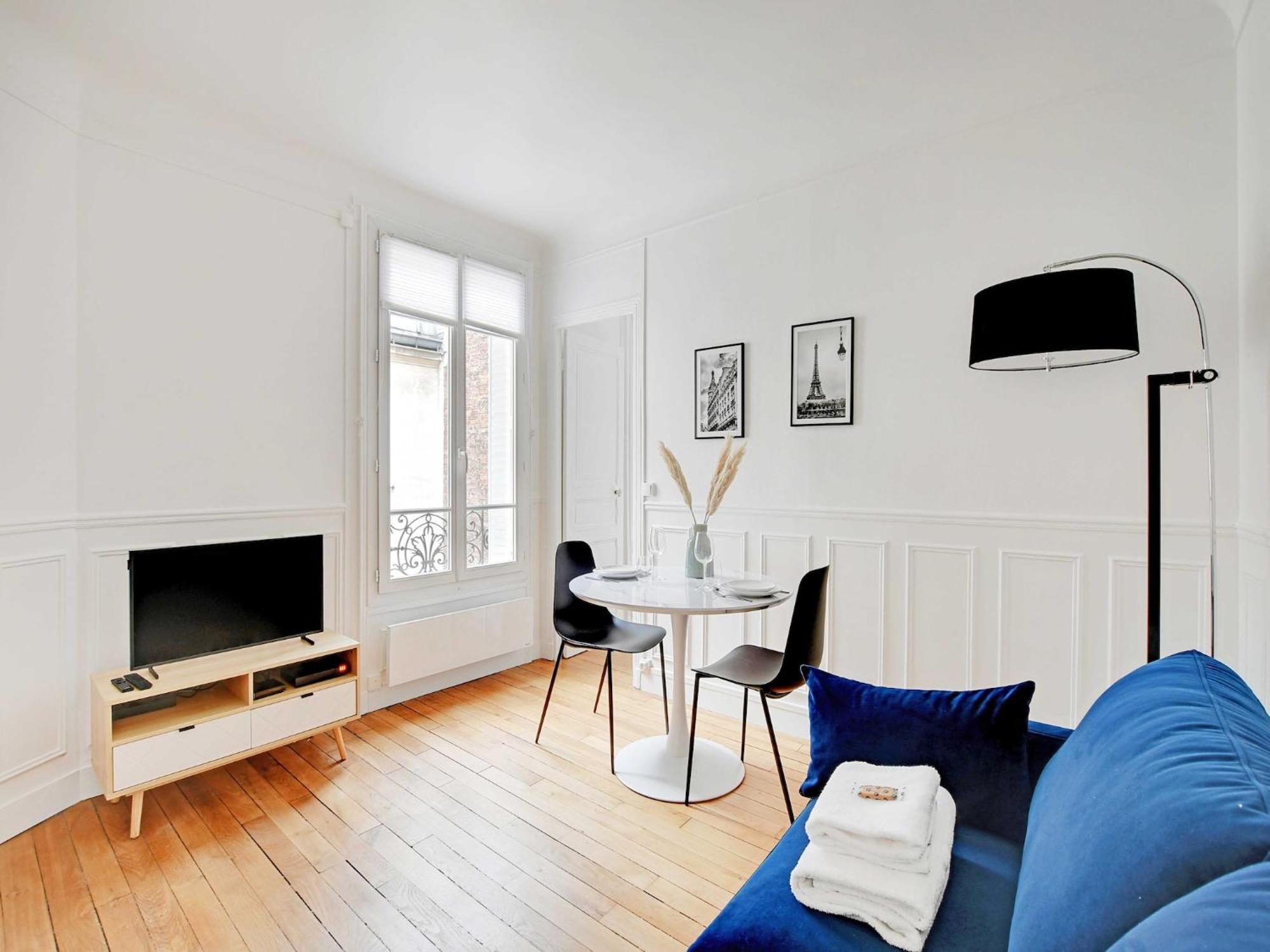 Appartement Charming Near The Eiffel Tower - Mobility Lease Parijs